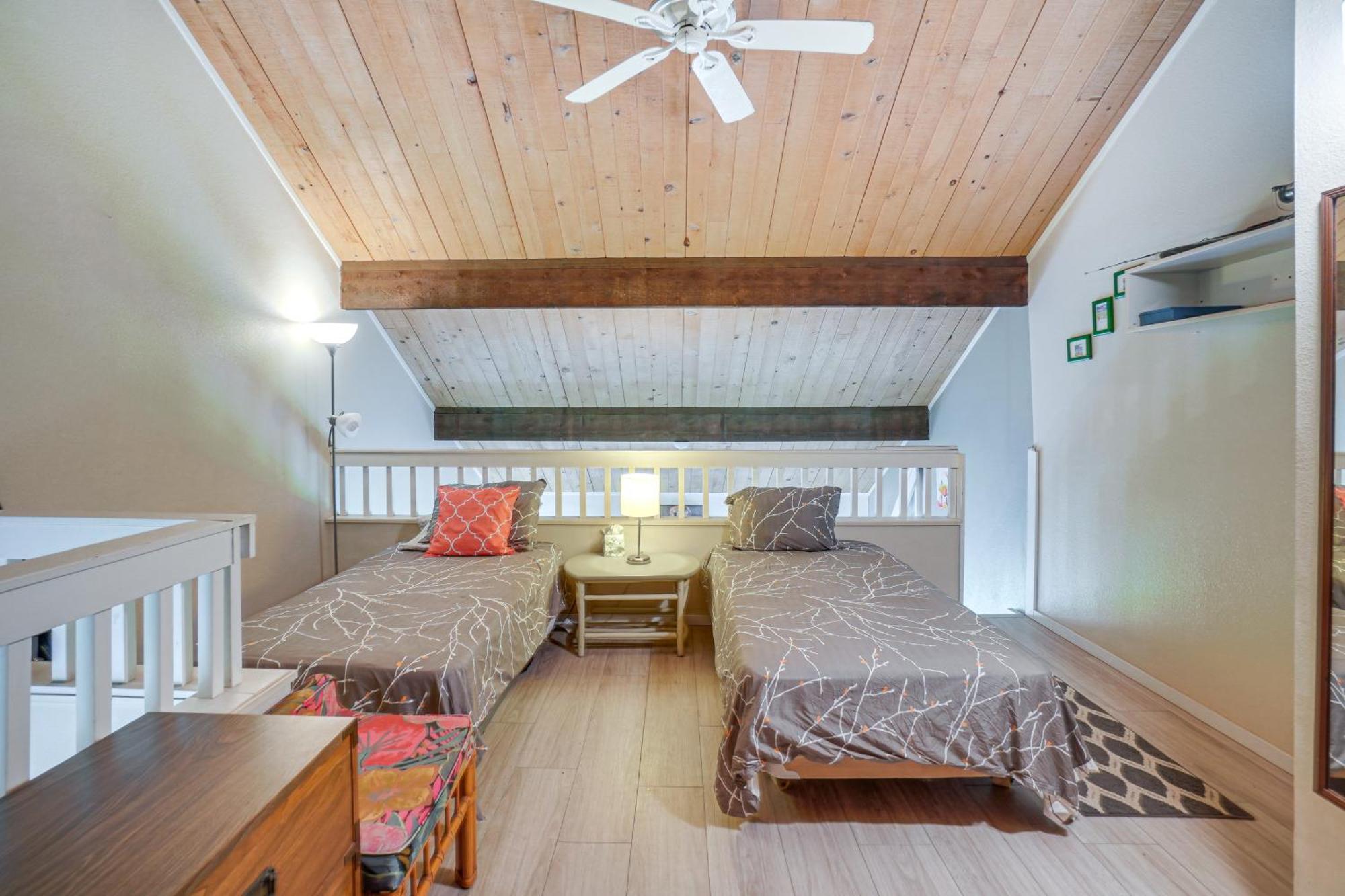 Molokai Island Loft Lanai, Pool And Walk To Beach! Kaunakakai Exterior photo