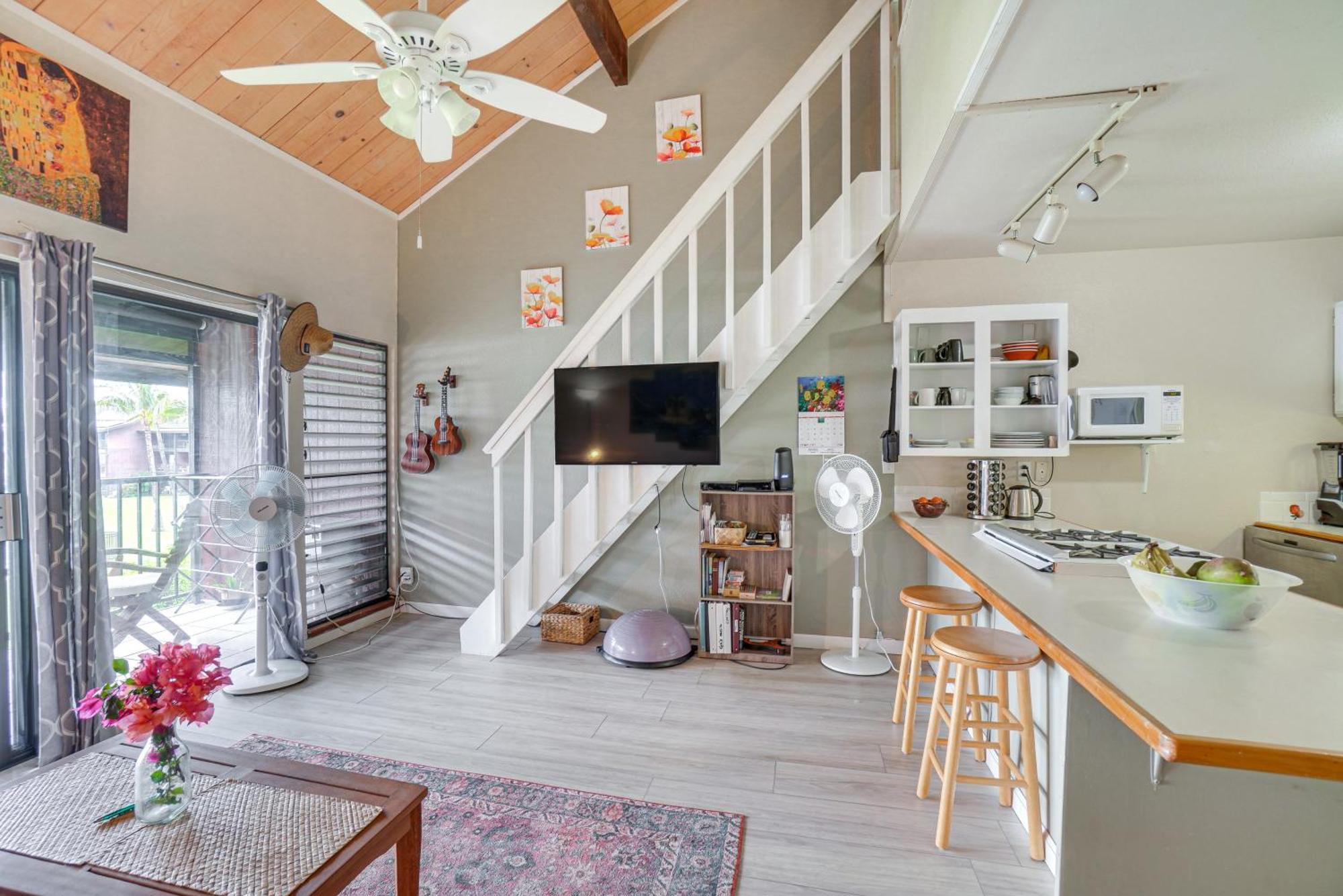 Molokai Island Loft Lanai, Pool And Walk To Beach! Kaunakakai Exterior photo